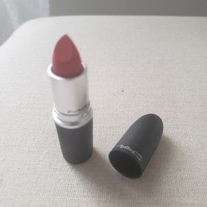 MAC Style Shocked Lipstick